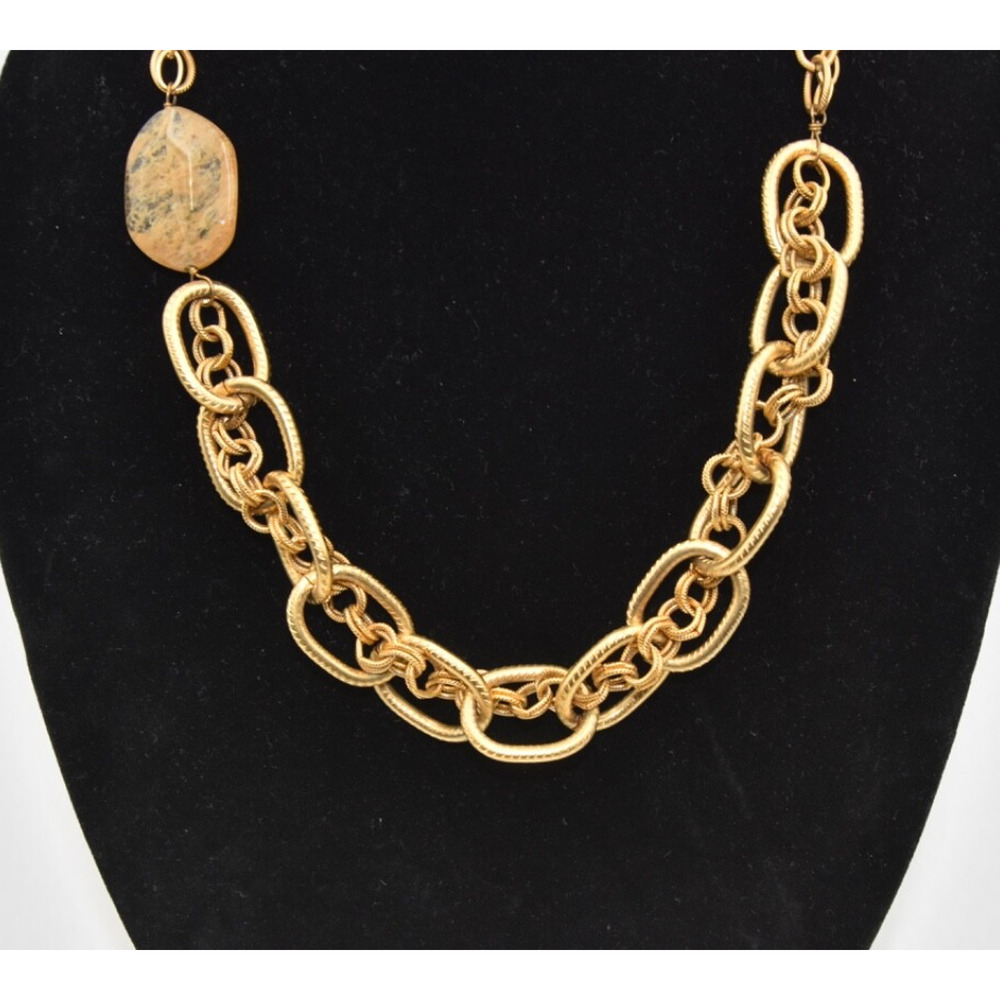 A.V. Max Satin Matte Gold Tone Chain Link & Quart… - image 2